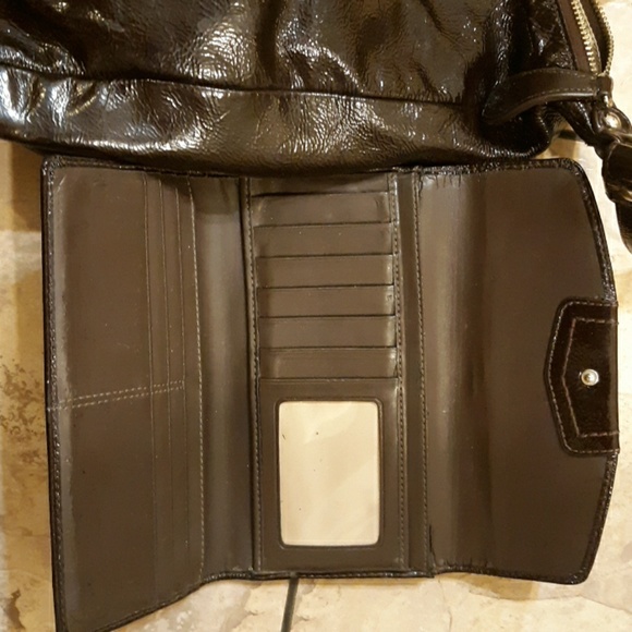 Genuine Coach with wallet - Picture 2 of 3